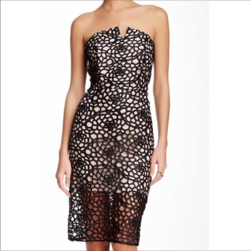 Romeo + Juliet Couture Strapless Floral Embroidered Evening Cocktail Dress NWT